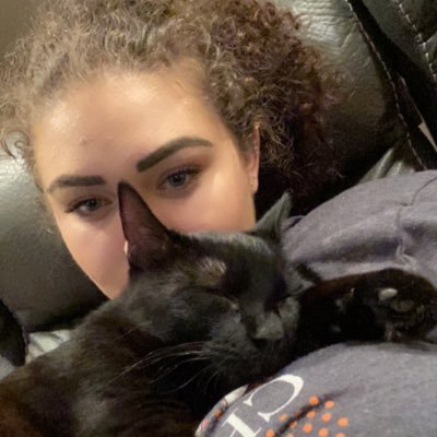 leahrudolf1's profile picture. 