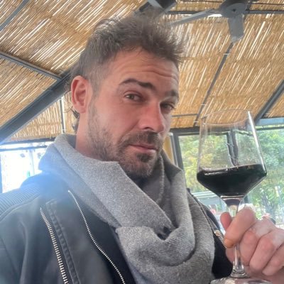 🎧 deejay
💻 software developmemt
🥳 event planner
📍Santa fe, Argentina