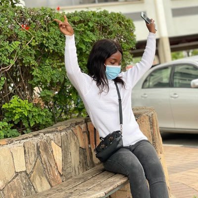 I’m a proud clinician 👩🏽⚕️ and an upcoming international entrepreneur 🇿🇲