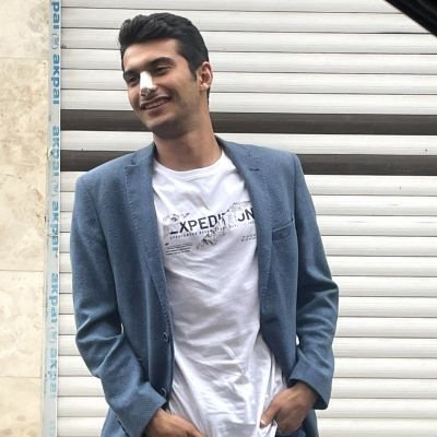 SinaxBrp's profile picture. دنبال حال خوب