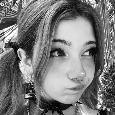 (RP) Member of EOT Gaming, Aveclara Records and Mara Modeling under Narita-Echo. Master of 42 skills. Wrestling’s not one. N A M E L E S S 🤝.