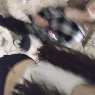 auroorusso's profile picture. depressed but well dressed 

(she / her)