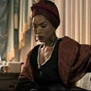 Rav3nWicked's profile picture. Black✊🏾
Queer🏳️‍🌈
Perpetually Unbothered💅
Unapologetic Witch🔮