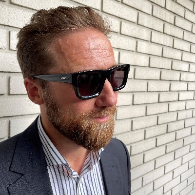 SimonTange's profile picture. Manager for Microsoft Cloud Transformation Specialist Team