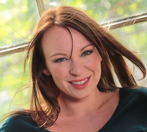 Actress, Writer, Producer, World Traveler, Animal Activist, Vegetarian
For bookings talent@dwmmanagement.com
http://t.co/A823mwI2IU