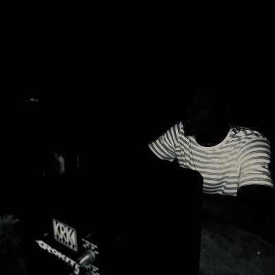 El_Dixon_World's profile picture. #Free #Life #Tour #World #Beatlyf #NobodyBiggerThanGod💪
YouTube: https://t.co/Hg2iyVzmsu…
E-mail: jamesblynxarthurbiliv@gmail.com