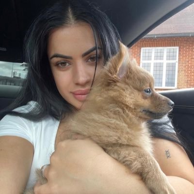 Lillyfin22's profile picture. Enjoy meeting new friends 🖤🇱🇷