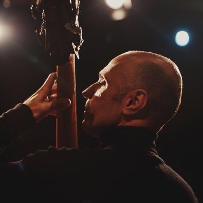 BassEduMartins's profile picture. Baixista, compositor, arranjador, produtor musical, ensaísta.