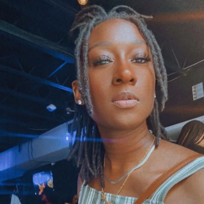 BEEZIEdoesit's profile picture. hustle & float 🪷 • 🕊DDR