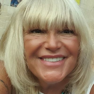 MuntsaCuni's profile picture. Mai renunciaré als meus principis. República Catalana. Llengua oficial  i única: el Català. Prou immigració descontrolada. Prou OKUPES. Seguretat als carrers.