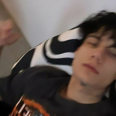 lvsj1xdn's profile picture. @jxdn ❤️‍🩹