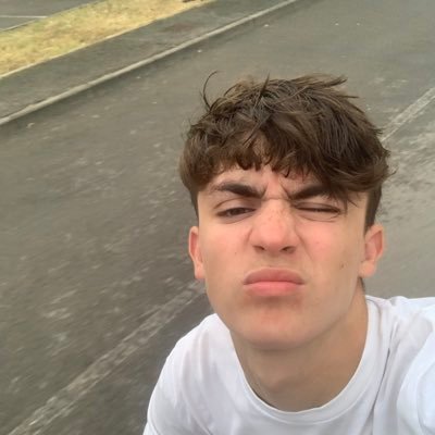 missfache's profile picture. stand by me