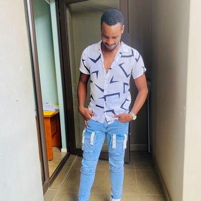 Dev Planning and Man(UL), Publisher, Writer, Researcher,
Project Manager/Coordinator / #RR1 Goalkeeper ⚽#Tshituni Hot stars, #sundowns, #ManU, #Rmadrid
