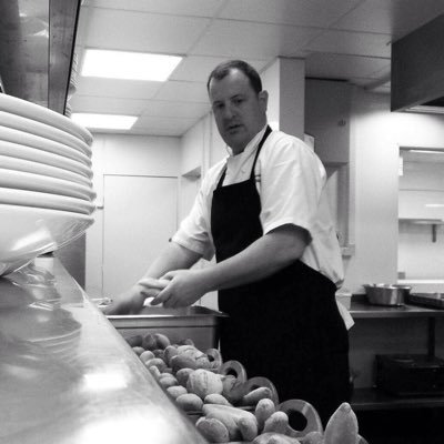 Executive Chef, father of two, golf hacker, love Food, F1 & Arsenal #AFC