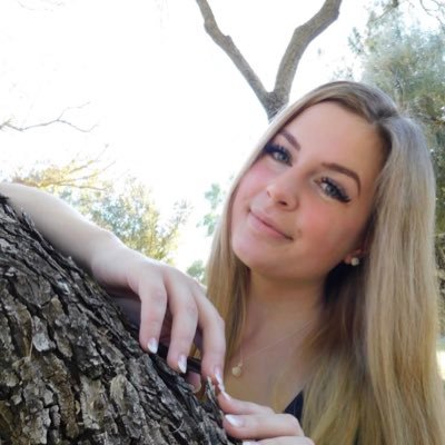 Melissa78354540's profile picture. Photographer, Traveller, 30, Opened up to meeting new acquaintances 😁