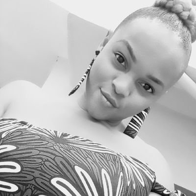 zindora28's profile picture. 