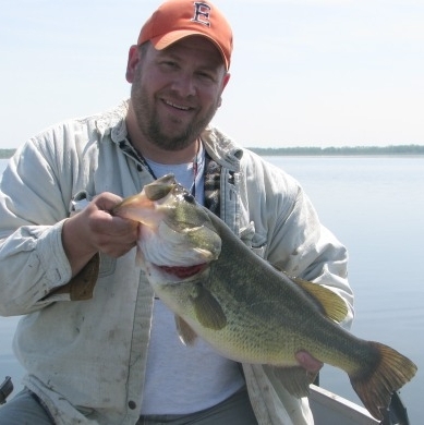 JeffLampe's profile picture. Publisher of two weekly newspapers in central Illinois, father of three boys, tree hugger and hunter. Go Bills!