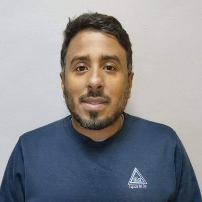 Jona32PF's profile picture. Hijo, hermano, nieto, novio, amigo, padrino.
Familiero.
Agradecido a la vida y a los amigos que me ha dado la pelota.