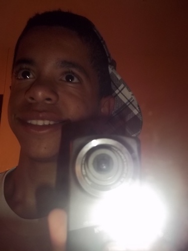 Felipe,Corinthiano,feliz,jogador do @Forcraques_FC ,meninas,Twitter,chocolate,cinema,internet e mais meninas!!