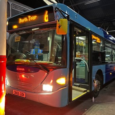A team of great people making the preservation of @cardiffbus 604 (CN06GDK) a total success. Why not follow us on our journey?👌🏼🚌
