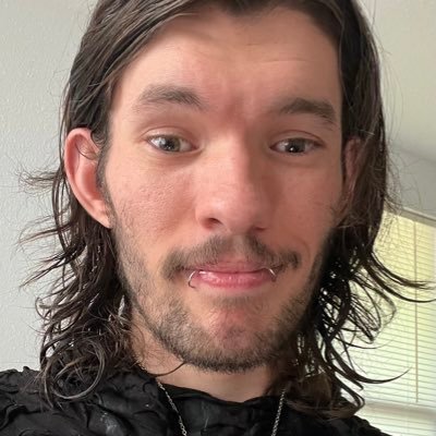 age 30 Gay INFJ empath, living in London England. Gaymer, 🏳️🌈 Activist. Model, Pagan, Goth, DC fan,Scorpio ♏️ , man of Virtue. My heart is my content. 🖤