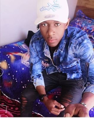 TranquilleSain5's profile picture. Estudios