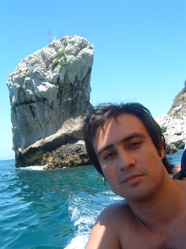 Abogado y Docente universitario.