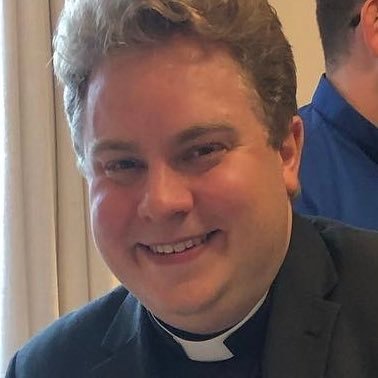 Curate @ParishofCowley @oxforddiocese - Trustee @OnFireMission - Priest, Organist, Choral Conductor, Worship Leader - Husband, Father