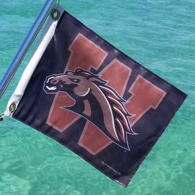 Be positive, move forward & have fun.
#BroncosReign🐎 WMU Alum, 
#AllGrit (thanks for the follow @Lions), 
#GoBlue 〽️,
#TorchLake ⛵