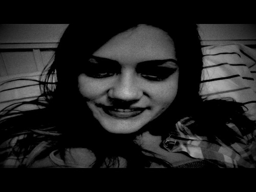 “Being happy doesn't mean that everything is perfect. It means that you've decided to look beyond the imperfections.”
