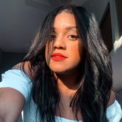 carolineeDinizz's profile picture. Espalhem bem Jesus e não fofoca, espalhe amor e não frieza, espalhe perdão e não ódio. ❤️❤️❤️2.7 professora 👩‍🎓estudante de ADM. Serviço social 👩‍🎓