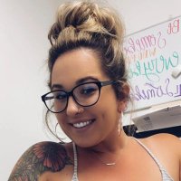 Mika (@mikaom_) 's Twitter Profile