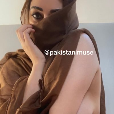 British, Pakistani, Muslim, Hotwife & MILF 🇬🇧🇵🇰 | PayPal: pakistanimuse 💳 | No meets 🚷 | MDNI 🔞 | £10 to unlock my DMs for menu of options 💋