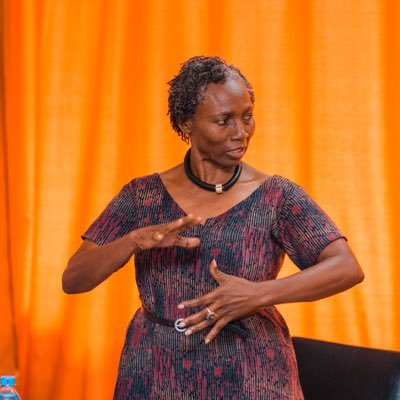 CEO @SomaMkahawani, Co-host @VavagaaSoma, #KestoriaKavazi Co-creator,Feminist Storyteller, Mentor, and Book Publisher 📖