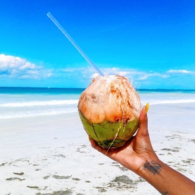 shee4hope's profile picture. Yes I can make the logo bigger!!