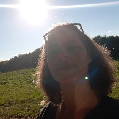 cemaluje's profile picture. Dane, female, mother - and sick of being sick! 
#sjogrens
Maybe also #rheumatoidarthritis
Fighting for better #treatment & a #cure for #autoimmune diseases