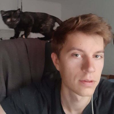 pzvalenta's profile picture. software engineer | @codekiwicom ✈️ | python & golang