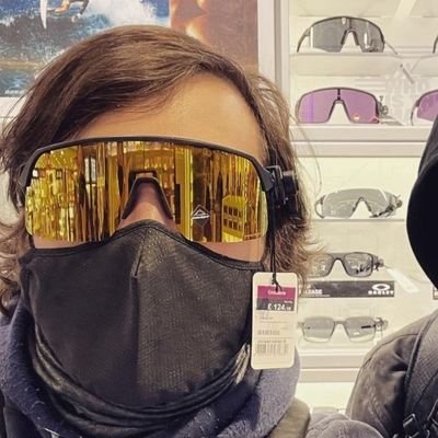 начес был сёму как брат //// дай мне проиграть с честью @who0_1 эта кожа убийцы бела