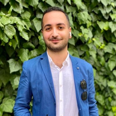 cangunner_'s profile picture. I choose to see the ugliness 🌆