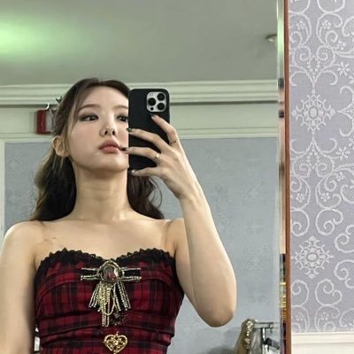 heyoonmind's profile picture. 💨