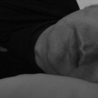 NoLoveLostAgain's profile picture. case piene di gente vuota -
homeless -
troppi umani su questo pianeta -
appena alzi una bandiera ti odio