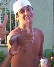 um comédia assim eu chuto, namorada eu chupo