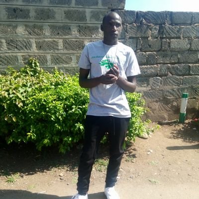 OmelePeter's profile picture. 