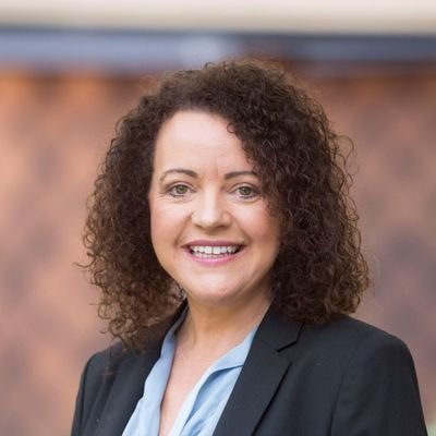 CEO @StAnnsHospice
Passionate about people, health, wellbeing and care. Fascinated with leadership. Love family. Self confessed shopaholic.