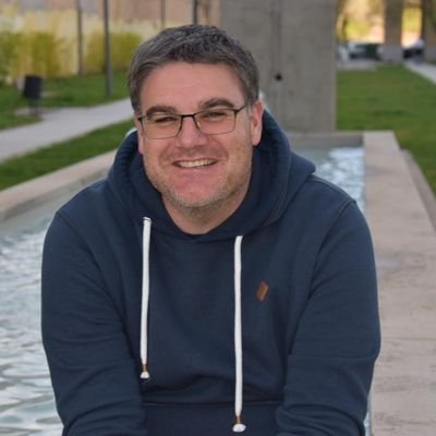 Licenciado en CC. Políticas y Admón..
Entrenador Fútbol Nivel 3-Ténico Deportivo Grado Superior.
Preparador de porteros en cantera Unionistas de Salamanca C.F.