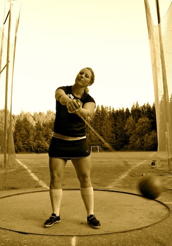 snurreline's profile picture. D-----------O spending a lot of my time spinning around...