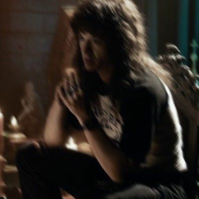 freakishimage's profile picture. master of puppets , i'm pulling your strings !