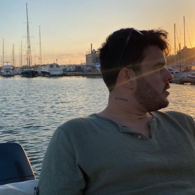 ErickYamir_'s profile picture. todavía no se que coño hacer con mi vida...