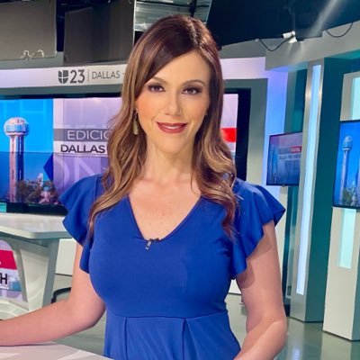 Venezuelan Journalist | News Reporter at @UnivisionDallas| Emmy Award Winner | Links and RTs are not endorsements. Instagram: @laucruces