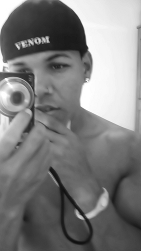 . Garotto  alegreee  -   Diiverttidoo '     -  Futeboolzin   -   Mulher   -  Pagodeee '  ttudoo  misturadooo '! ( JÉSSICA M. MEEU AMOOR ) .   NAS MAOS DE DEUS!